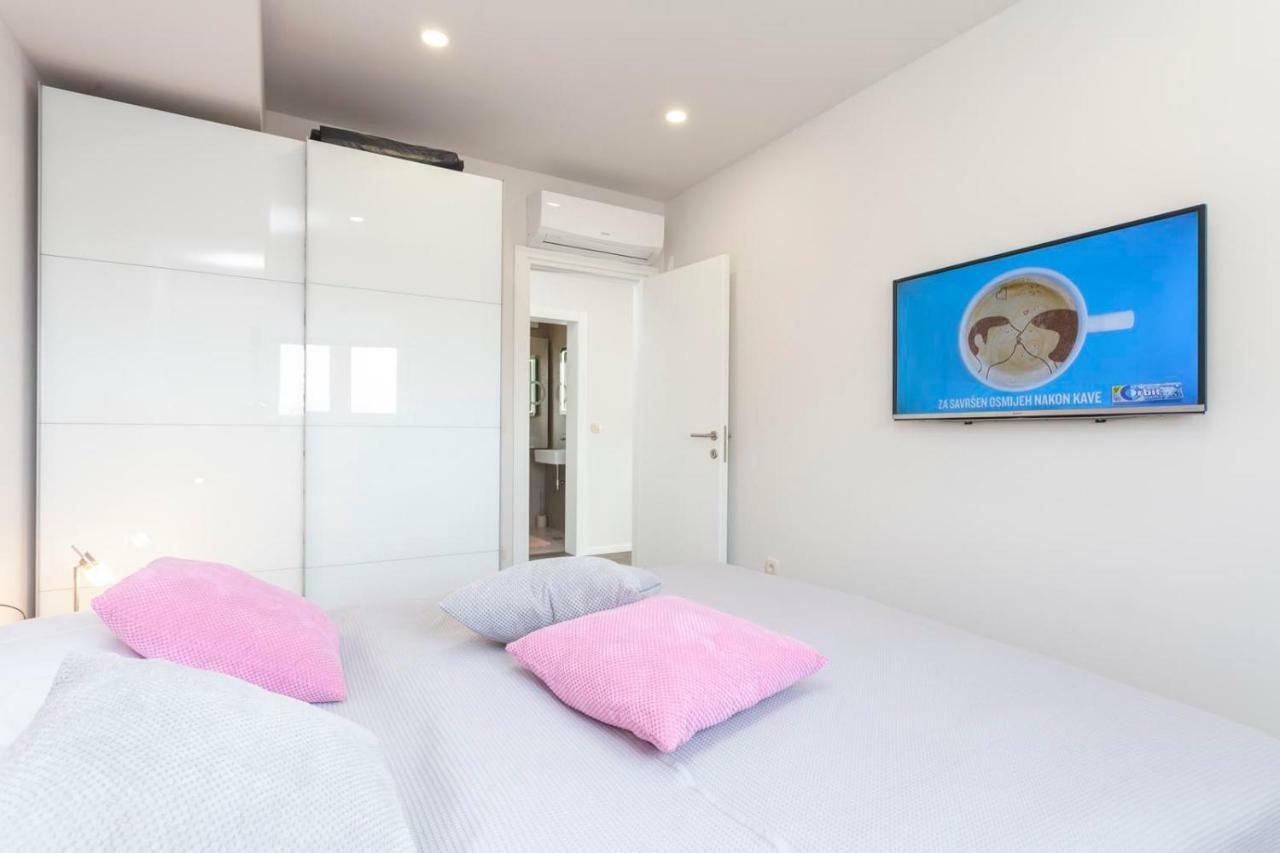Luxury Apartment Stockholm -Sea&City View 마카르스카 외부 사진